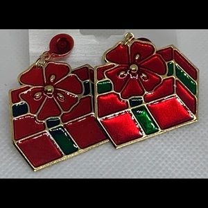 Christmas Holiday Present Gift Red Green Earrings